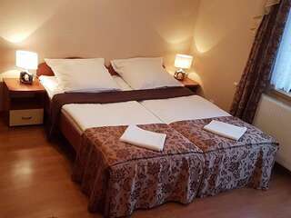 Проживание в семье Villa Dora Мельно Стандартный двухместный номер с 1 кроватью или 2 отдельными кроватями и балконом-9